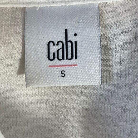 CAbi White Sleeveless Pleat Hem Button Down Blouse Style 3439 Sz S - Picture 6 of 9